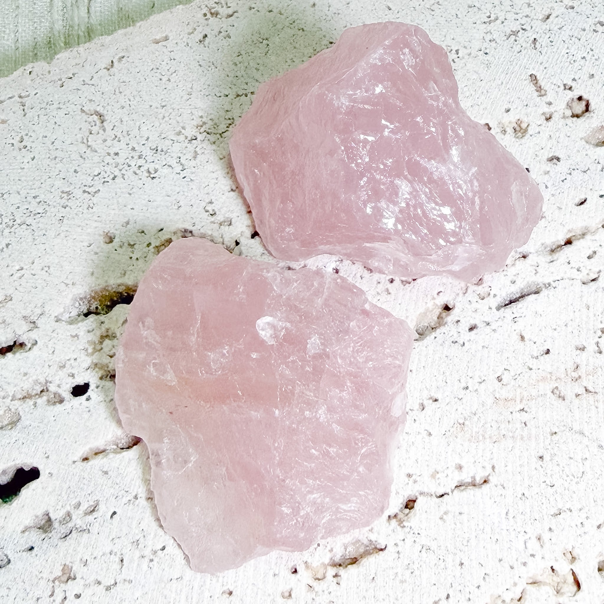 天然粉晶原石