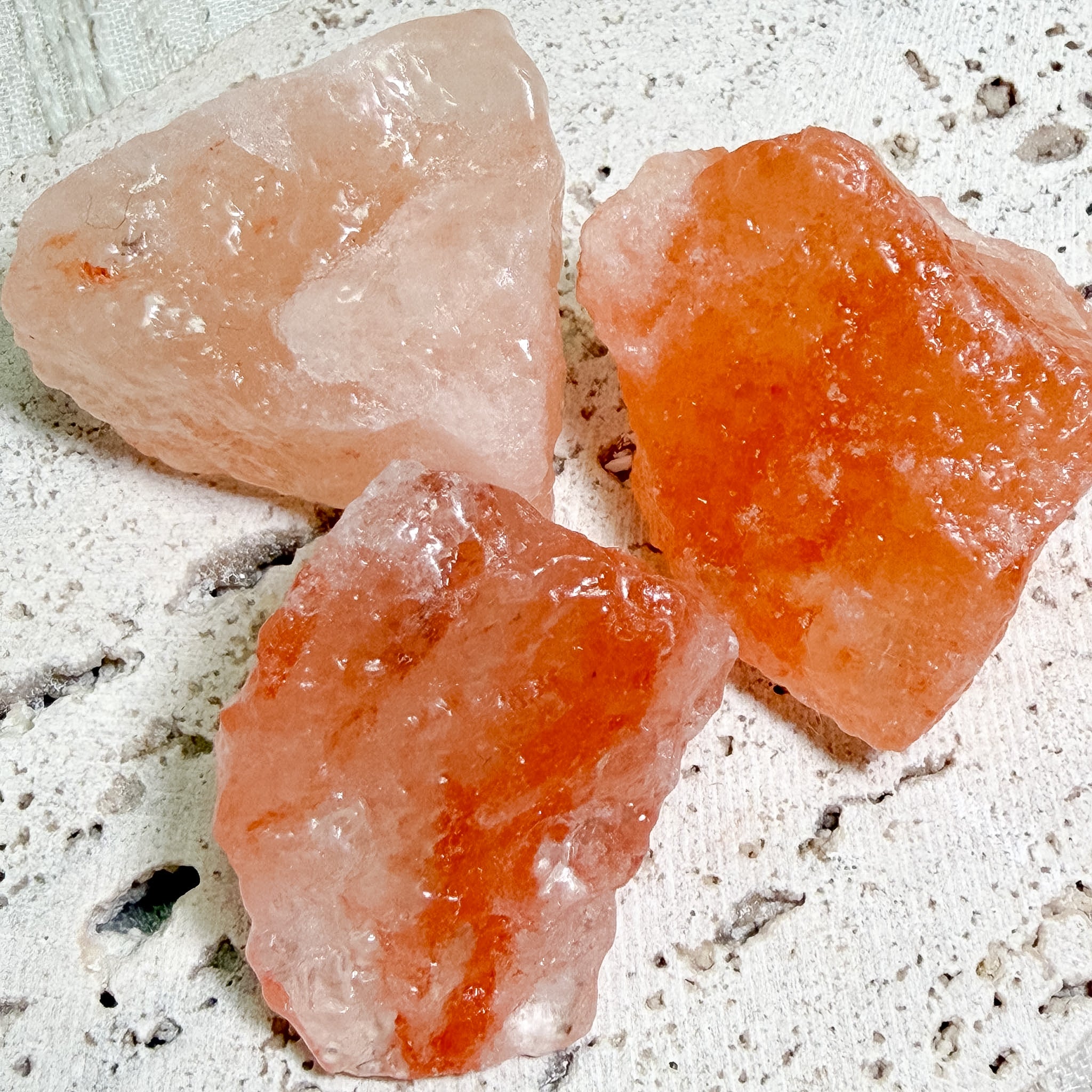 天然橙鹽水晶原石